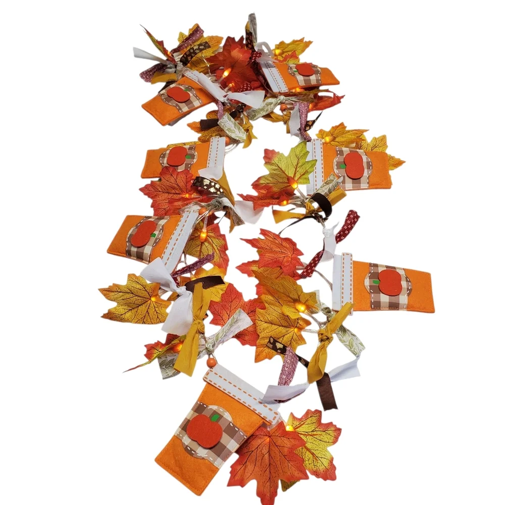 NWOT Autumn LED Lighted Garland with Latte Pumpkin Cups Banner